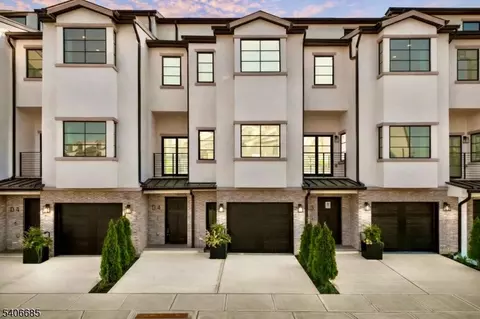 6 Harbor Front Ter #6, Elizabeth City, NJ 07206