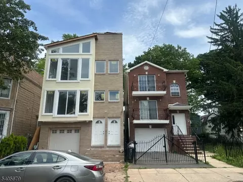 804 S 15th St, Newark, NJ 07108
