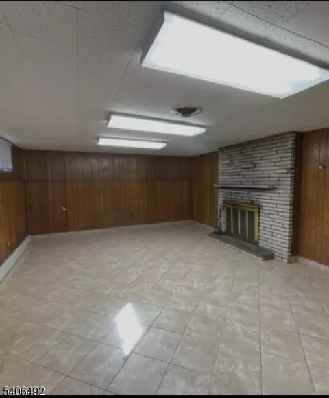 Living - 37-39 Edison Dr, Summit, NJ 07901 photo 1 of 2