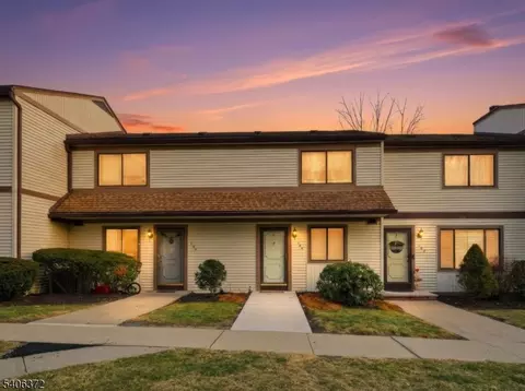 104 Stonegate Ln, Stanhope, NJ 07874