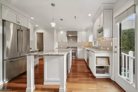 28 Morris Ave #DD, Summit, NJ 07901 photo 11