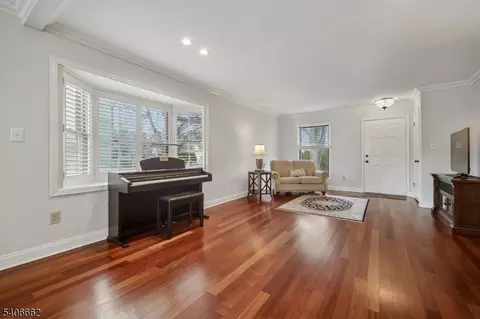 28 Morris Ave #DD, Summit, NJ 07901 photo 4