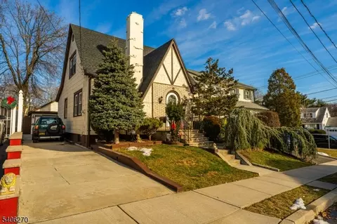 1611 N Sunset Pl, Union, NJ 07083