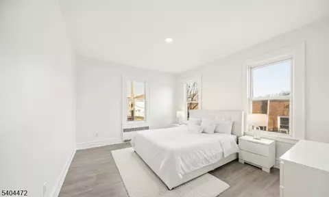 111 Scheerer Ave, Newark, NJ 07112 photo 8
