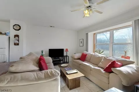 4 Highfield Ct, Wayne, NJ 07470 photo 15