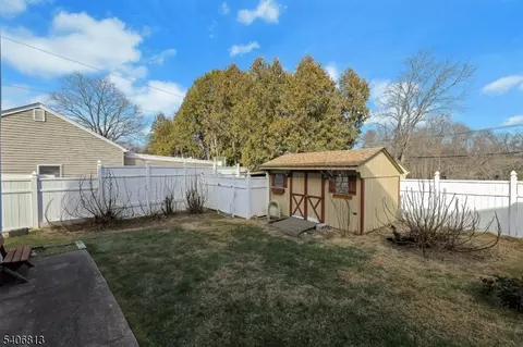 4 Highfield Ct, Wayne, NJ 07470 photo 29