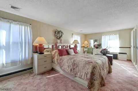 4 Highfield Ct, Wayne, NJ 07470 photo 20