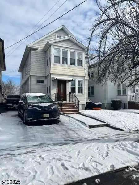 753 Myrtle St #2, Elizabeth, NJ 07202