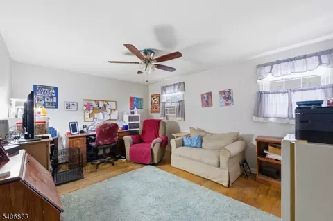 204 Devon St, Kearny, NJ 07032 photo 15