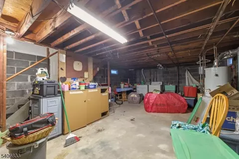 204 Devon St, Kearny, NJ 07032 photo 17