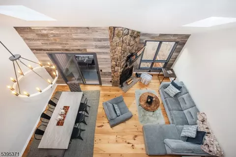 5 Wimbledon Dr #2, Vernon, NJ 07462