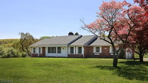 121 Us Highway 46, Hackettstown, NJ 07840