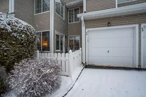 48 Morgan Ct, Bedminster, NJ 07921