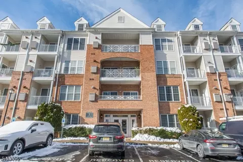 1408 Wharton Ct, Riverdale, NJ 07457