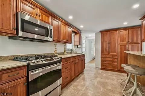 6 Cold Hill Rd, Brookside, NJ 07926 photo 7