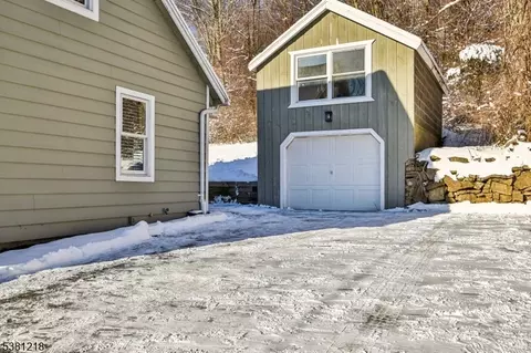 6 Cold Hill Rd, Brookside, NJ 07926 photo 20