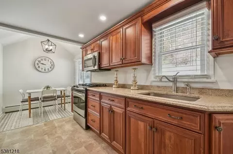 6 Cold Hill Rd, Brookside, NJ 07926 photo 8