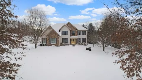 5 Scenic Hills Dr, Blairstown, NJ 07825