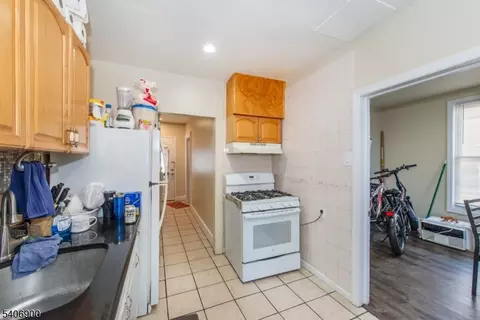 168 Clay St, Hackensack, NJ 07601 photo 22