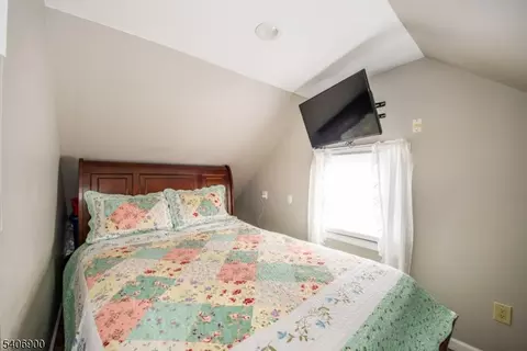 168 Clay St, Hackensack, NJ 07601 photo 18