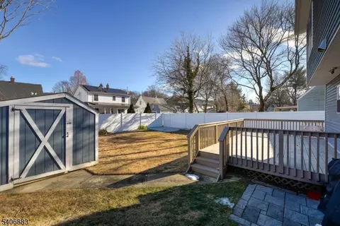 86 Burnside Pl, Haskell, NJ 07420 photo 41