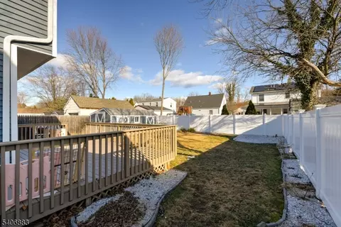 86 Burnside Pl, Haskell, NJ 07420 photo 37