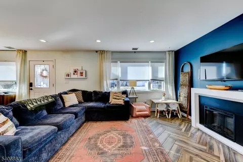86 Burnside Pl, Haskell, NJ 07420 photo 11