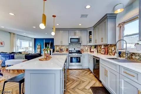 86 Burnside Pl, Haskell, NJ 07420 photo 20
