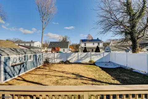 86 Burnside Pl, Haskell, NJ 07420 photo 39