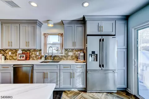 86 Burnside Pl, Haskell, NJ 07420 photo 19