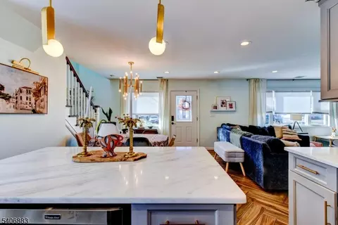 86 Burnside Pl, Haskell, NJ 07420 photo 22