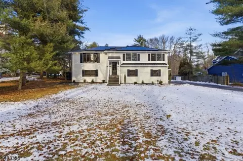 1231 Sunnyfield Ln, Scotch Plains, NJ 07076