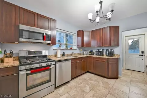 67 Spring Valley Ave, Hackensack, NJ 07601 photo 21