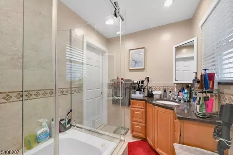 67 Spring Valley Ave, Hackensack, NJ 07601 photo 29