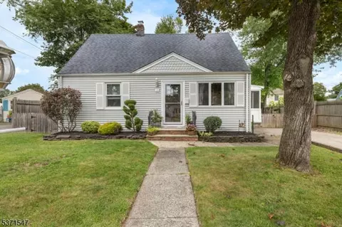 38 Wanaque Ave, Wanaque Boro, NJ 07420