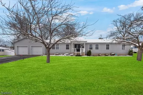 133 Redding Ave, South Plainfield, NJ 07080