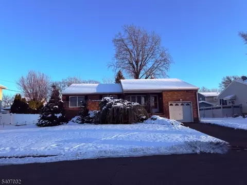 85 Fulton St, Clark, NJ 07066