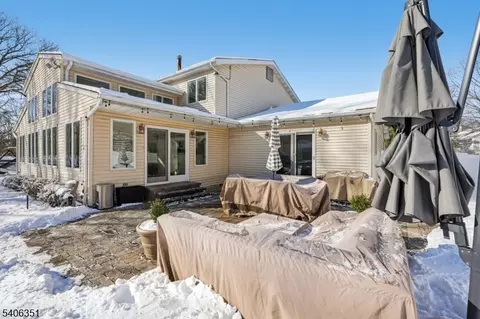 47 Chicopee Dr, Wayne, NJ 07470 photo 32