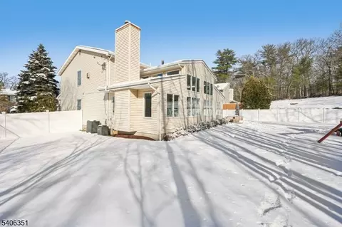 47 Chicopee Dr, Wayne, NJ 07470 photo 38