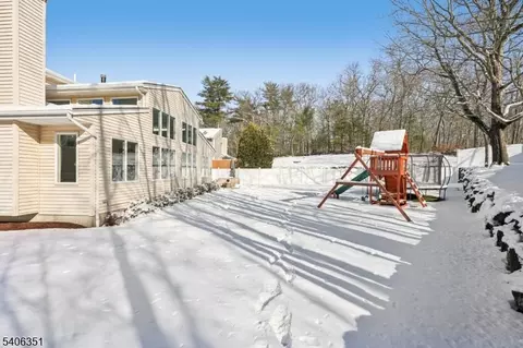 47 Chicopee Dr, Wayne, NJ 07470 photo 37