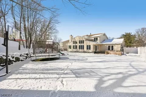 47 Chicopee Dr, Wayne, NJ 07470 photo 35