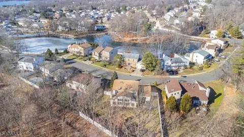 47 Chicopee Dr, Wayne, NJ 07470 photo 46