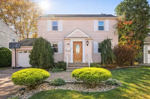 71 Fernwood Ct, Clifton, NJ 07011