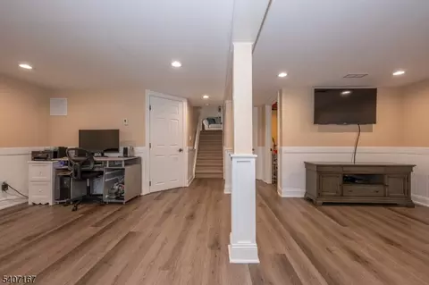 51 Carlisle Rd, Wayne, NJ 07470 photo 27