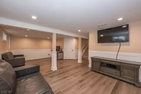 51 Carlisle Rd, Wayne, NJ 07470 photo 28