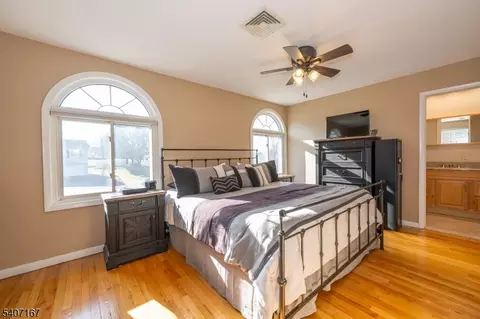 51 Carlisle Rd, Wayne, NJ 07470 photo 17