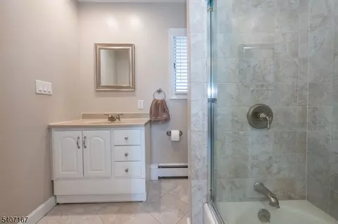 51 Carlisle Rd, Wayne, NJ 07470 photo 22