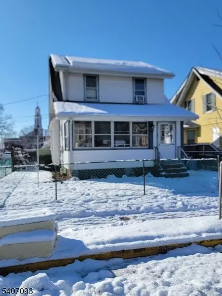 588 Harrison St, Rahway, NJ 07065