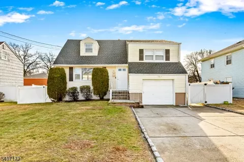 41 Barber Blvd, South Bound Brook, NJ 08880
