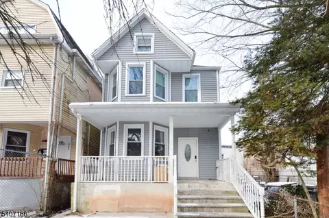 839 S 15th St, Newark, NJ 07108